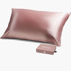 NIB BLISSY Mulberry Silk Pillowcase STANDARD Rose